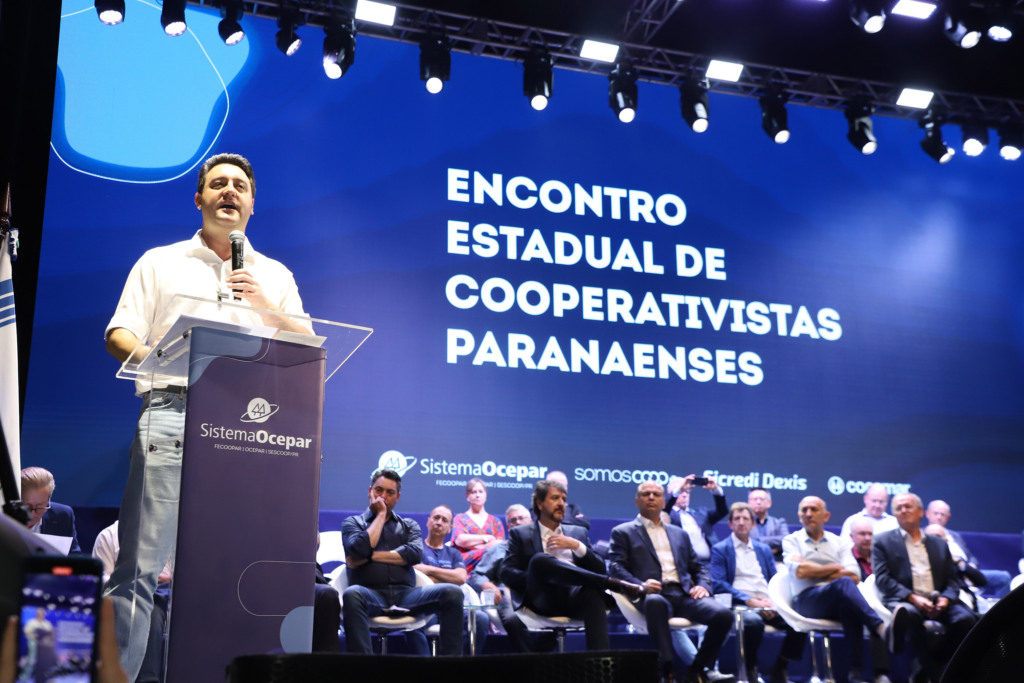 Governador do Paraná destaca faturamento de R$ 202 bilhões das cooperativas da região em 2023