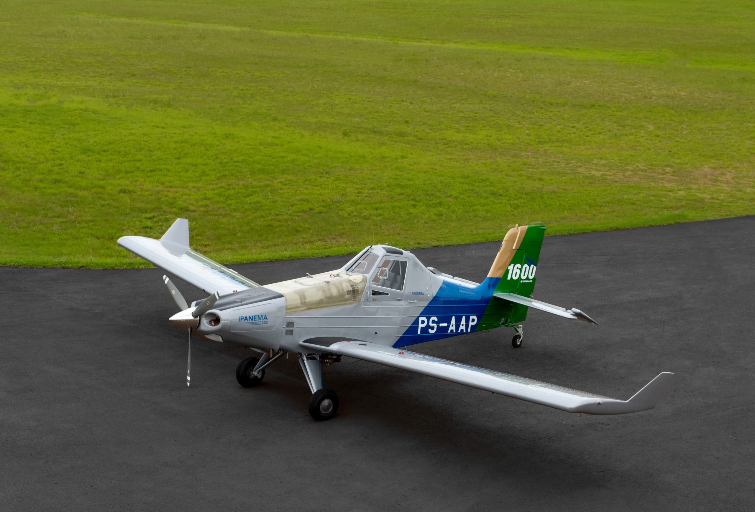 Divisão de aviação agrícola entrega 65 aeronaves em 2023, registrando alta de 18%