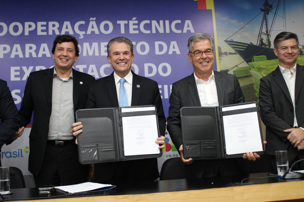 ApexBrasil e Ministério da Pesca e Aquicultura celebram parceria para estimular exportações de pescados