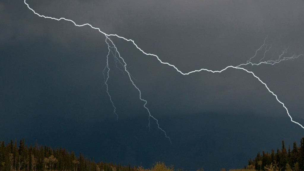 Aumento de raios em Tocantins causa prejuízos em propriedades rurais