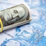 Dólar sobe para R$ 5,18 e alcança maior valor desde março
