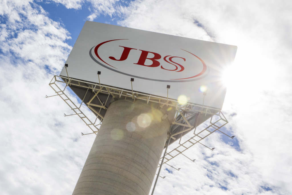 Governo Federal visita instalações da JBS para acompanhar primeiro embarque de carne para a China