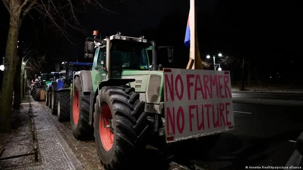 Entenda por que agricultores estão protestando na Alemanha