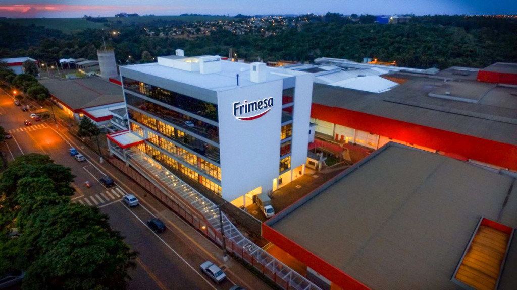 Receita da Frimesa atinge R$ 6,1 bilhões em 2023, registrando aumento de 11%