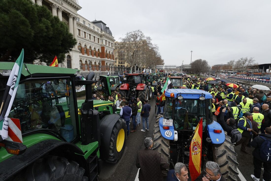 Presidente da FPA afirma: ‘Ainda não vejo a necessidade’ em relação aos protestos de agricultores no Brasil