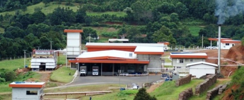 Empresa paranaense expande atuação na avicultura com a aquisição do frigorífico Globoaves em Lindóia do Sul (SC)