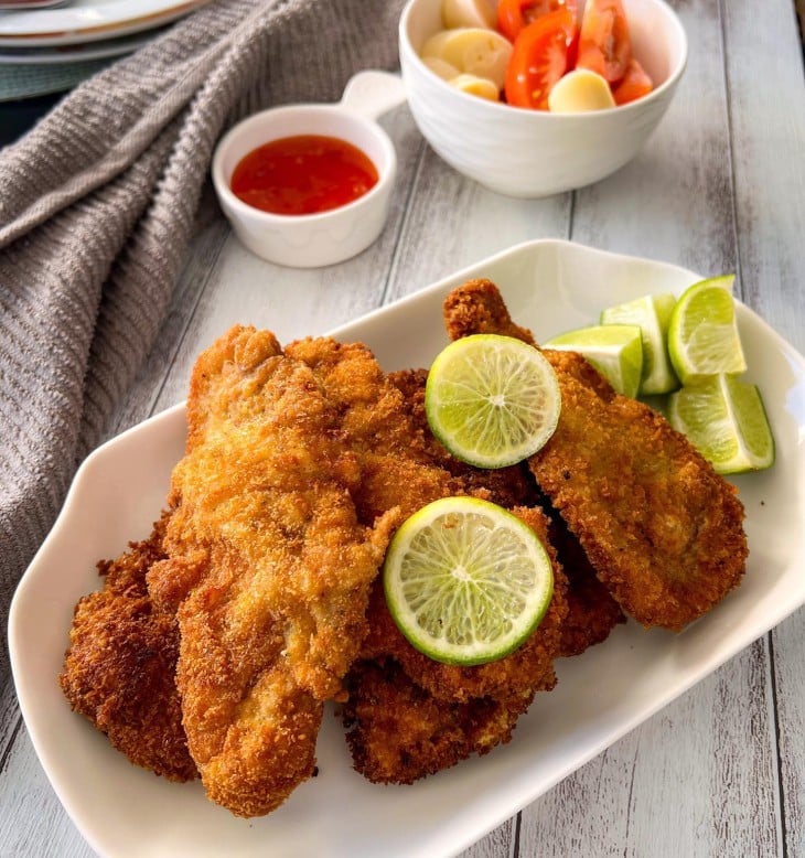 ‘Milanesa no forno?’ Confira essa receita deliciosa de filé mignon suíno empanado ao forno