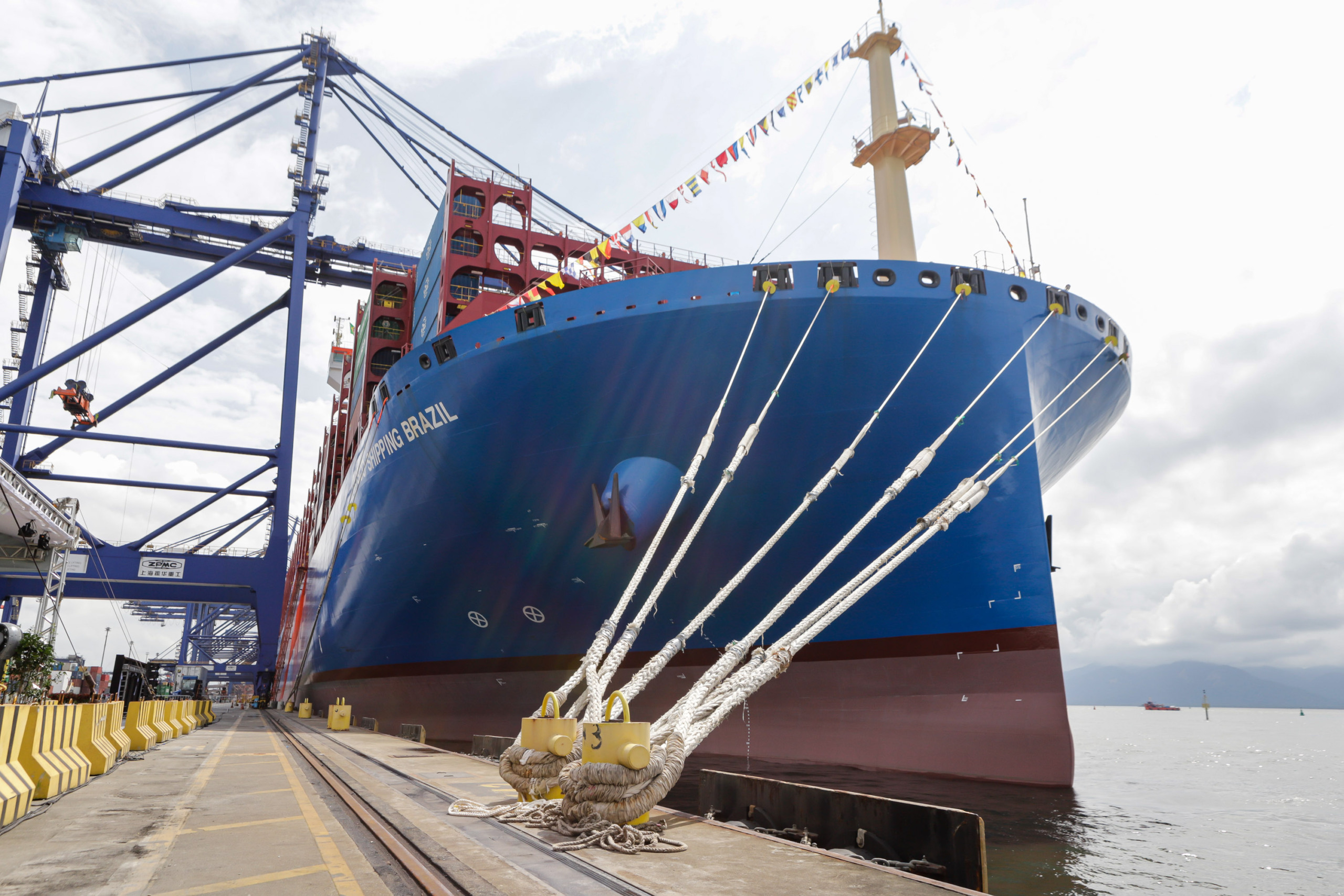 Porto de Paranaguá, no Paraná, inicia nova rota de comércio com a Ásia