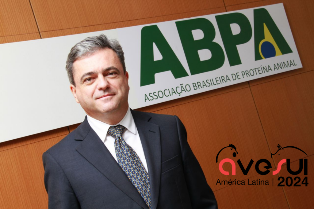 Ricardo Santin abre painel Conjuntural de Mercado da AveSui 2024