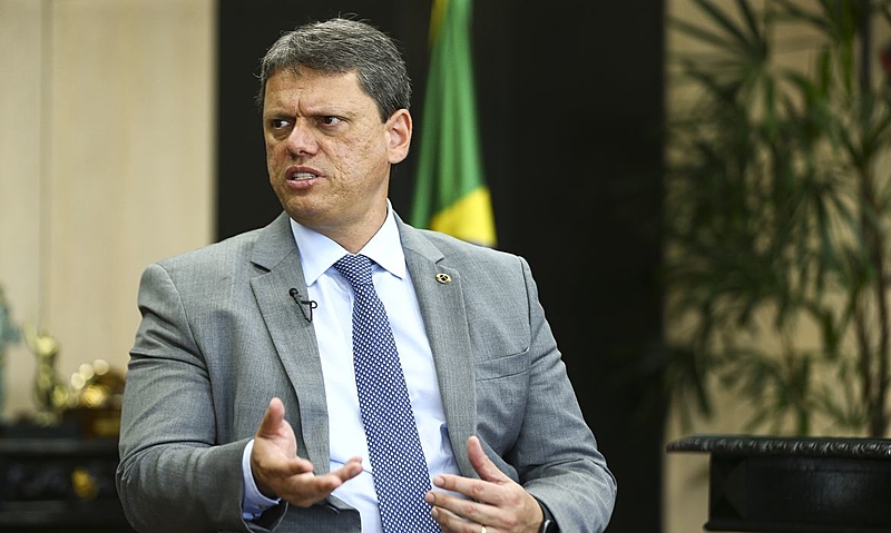 Governo de SP anuncia liberação de créditos de R$ 600 mi para produção de máquinas agrícolas e proteína animal