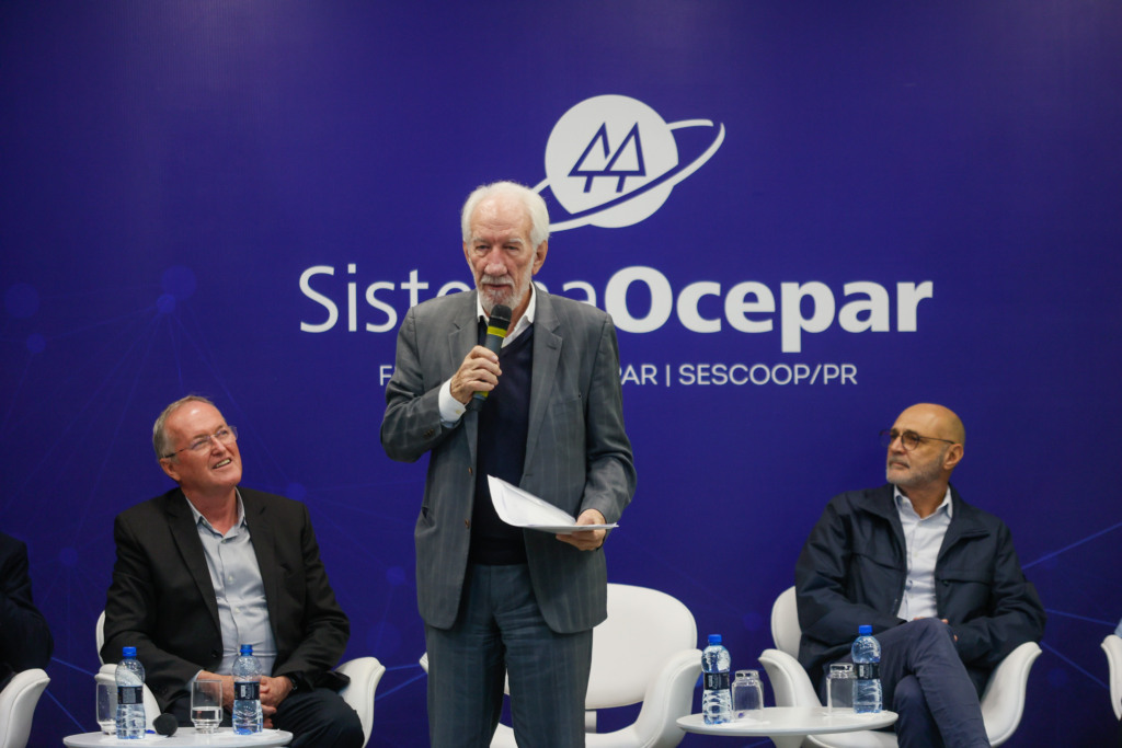 Piana destaca protagonismo do Paraná na produção de alimentos em evento da Ocepar