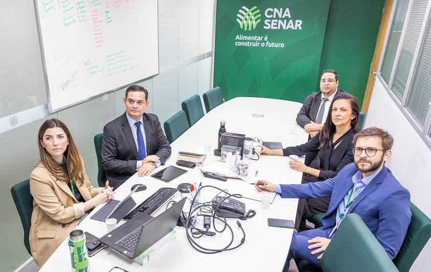 CNA debate Impactos do cenário internacional e reforma tributária