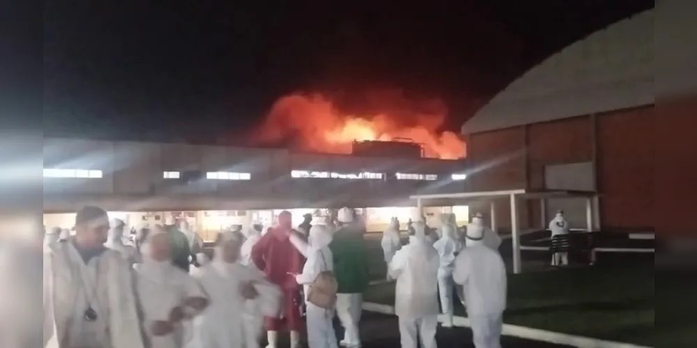 Incêndio na Copacol suspende abate de aves em Cafelândia