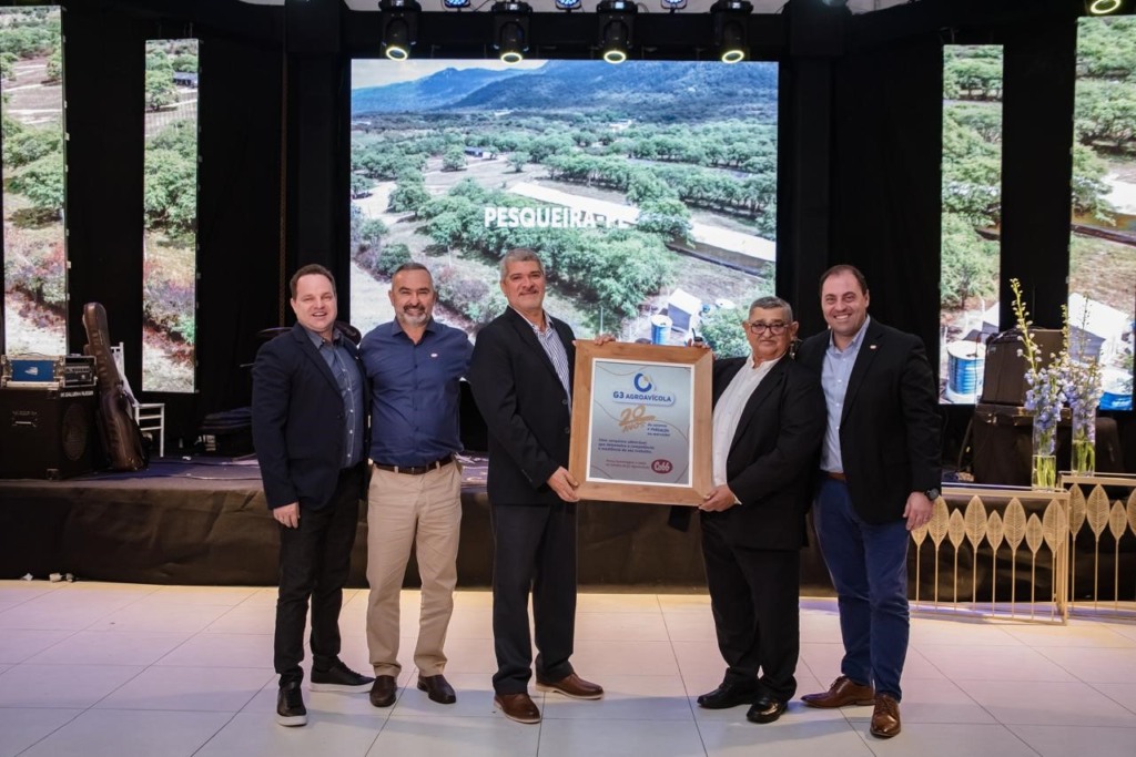 Cobb-Vantress homenageia G3 Agroavícola por seus 20 anos
