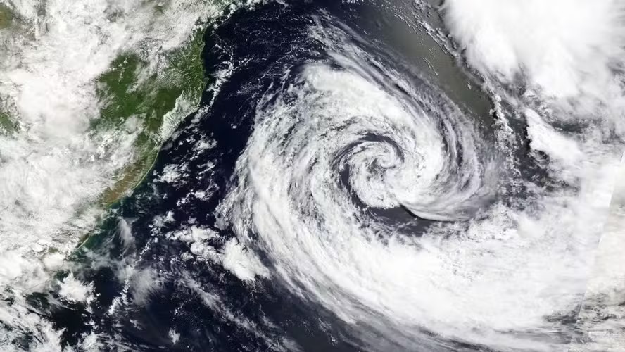 Alerta meteorológico: ciclone extratropical trará tempestades e vendavais no Sul do Brasil