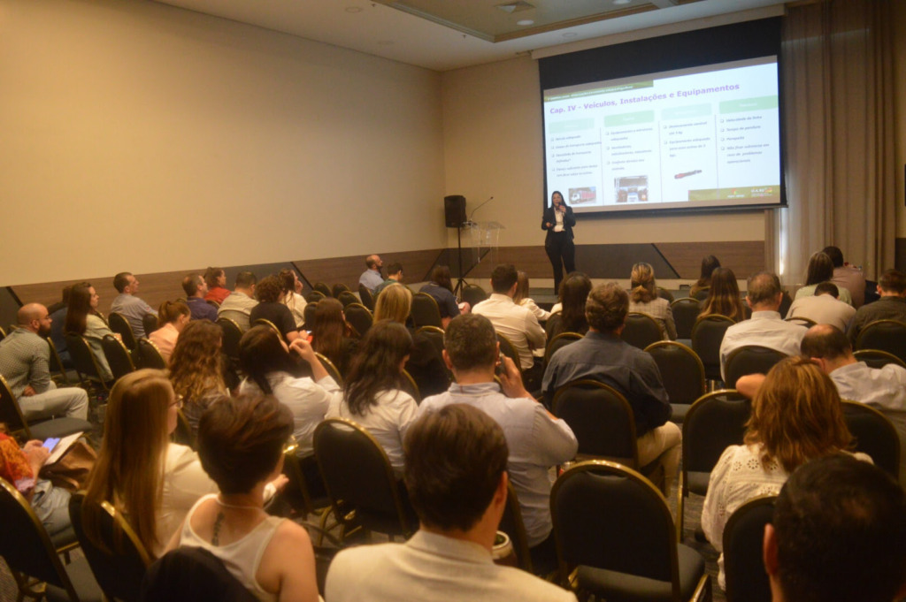 Conbrasfran 2024 debate logística, suprimentos, safras em tempos de adversidades climáticas no RS e Brasil