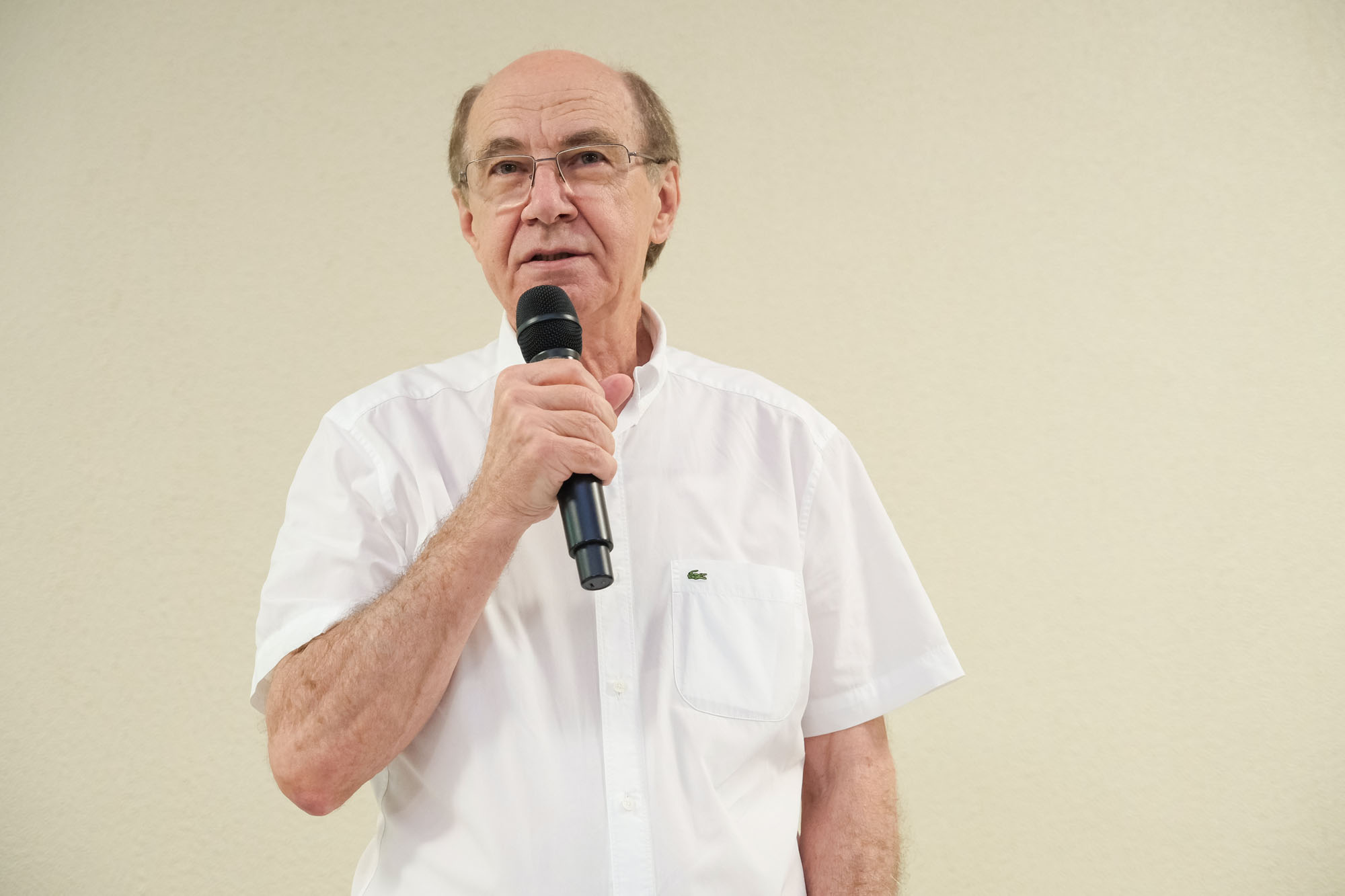  C.Vale deixa de cobrar conta capital do associado