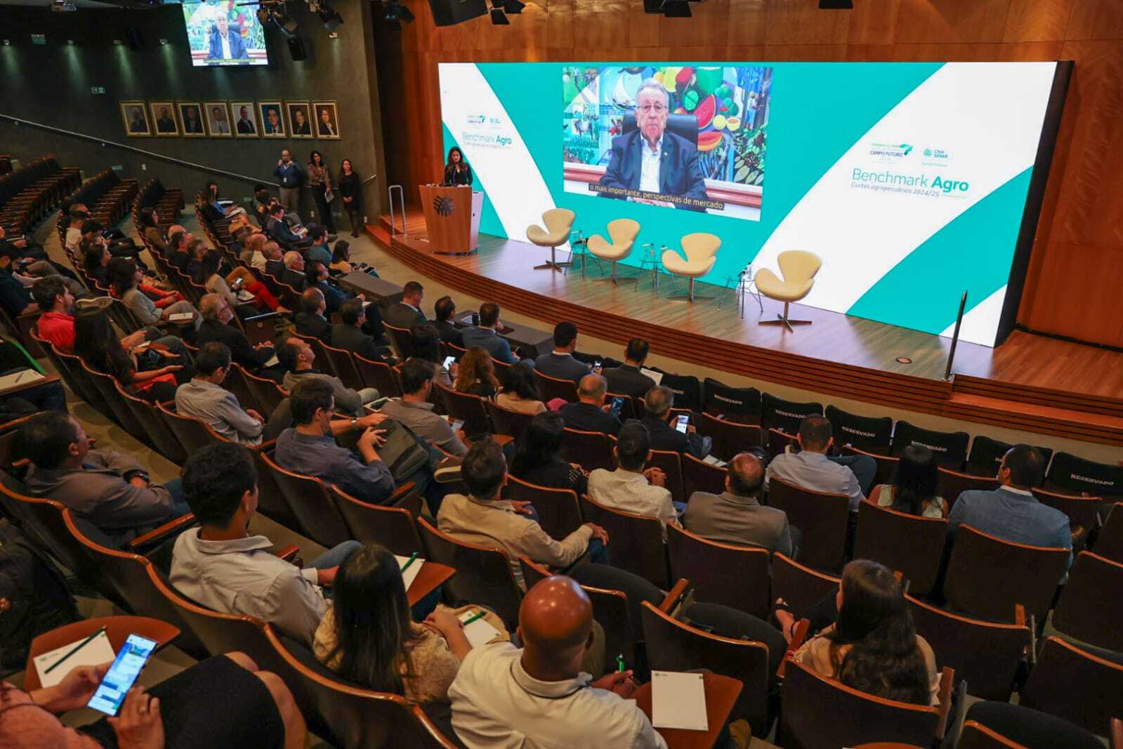 Presidente da CNA diz que prever cenários e tendências é crucial para garantir sustentabilidade e rentabilidade