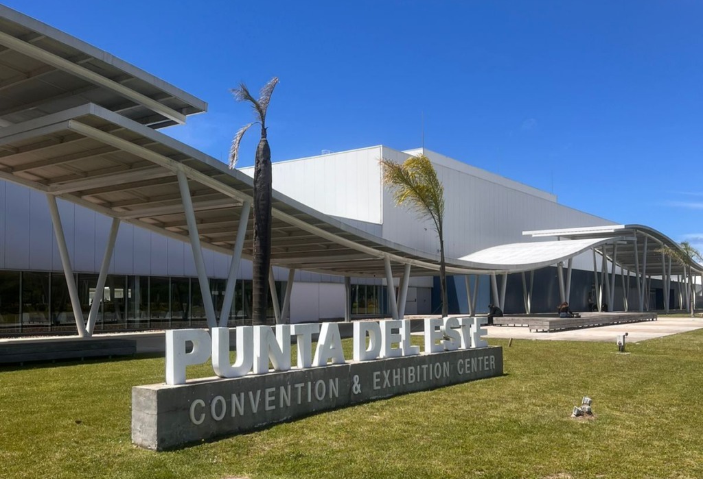 Abertura OVUM 2024: Agrimídia marca presença no evento em Punta del Este (Uruguai)