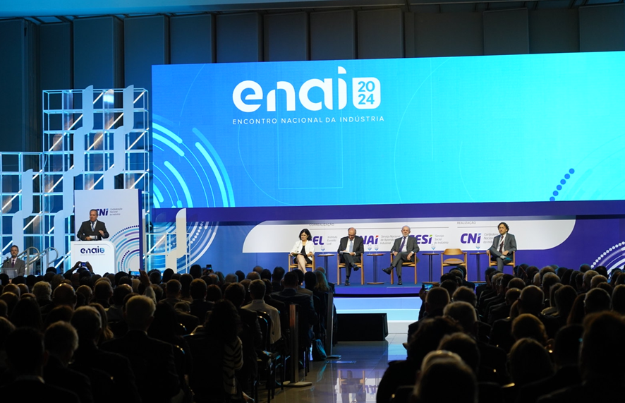 Sindiavipar reforça compromisso com a neoindustrialização no ENAI 2024