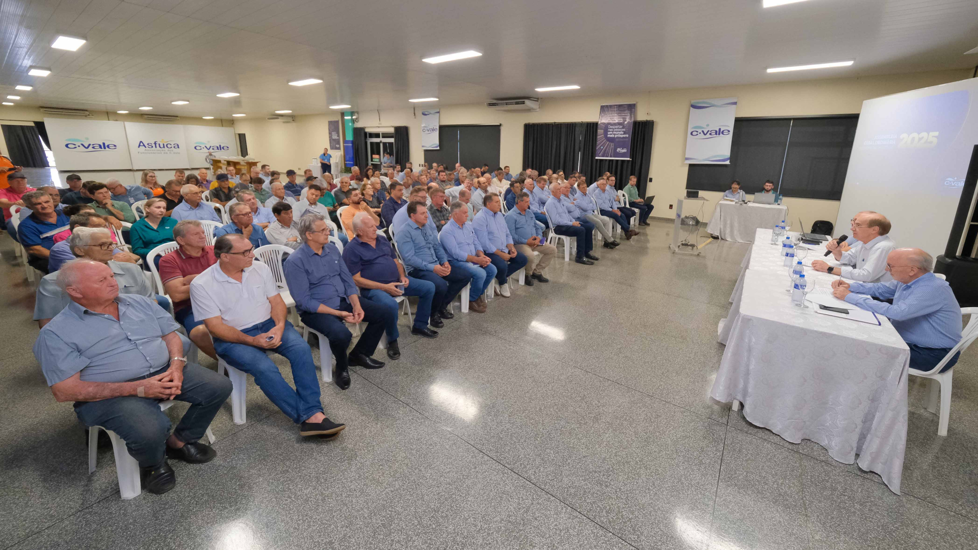 C.Vale apresenta desempenho em assembleia