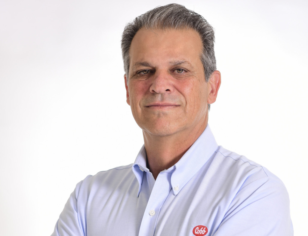 Cobb-Vantress reestrutura equipes de Vendas, Marketing e Serviço Técnico na LatCan