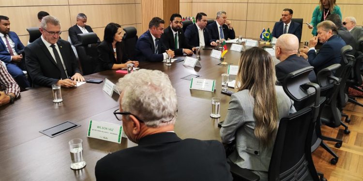 Integrantes da FPA recebem do MAPA pacote de alívio para o agro gaúcho