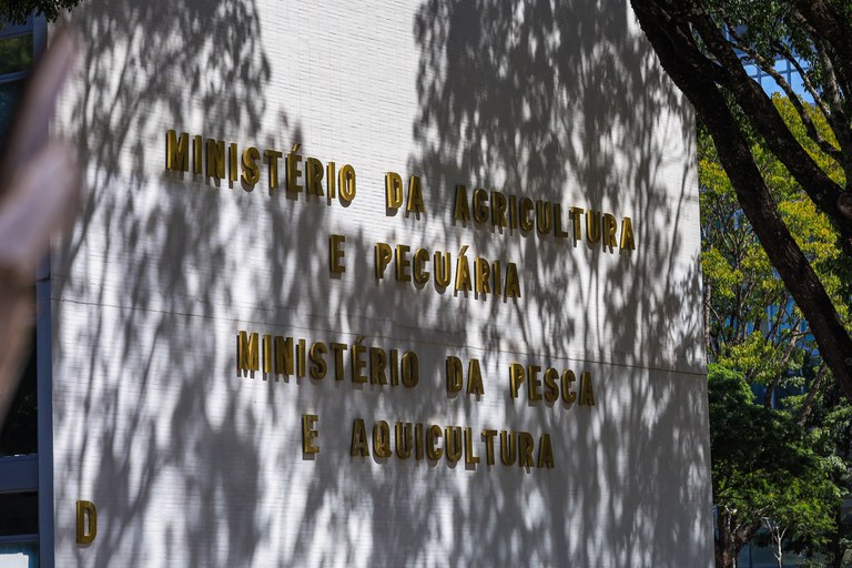 Governo convoca 440 aprovados em concurso para reforçar defesa agropecuária