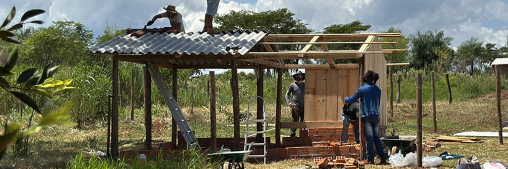 Após atuação da FAEP e caso de Influenza Aviária, Itaipu suspende galinheiros comunitários no PR