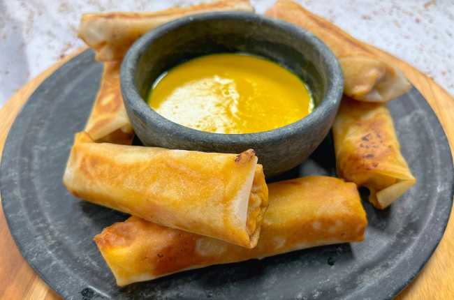 Confira esse mix de sabores: Tubetes de linguiça e filé de frango ao molho de mostarda e mel