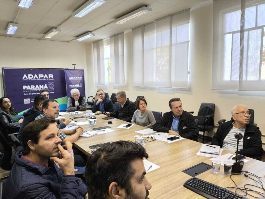 Prevenção da Influenza Aviária: Paraná discute ações de defesa sanitária com lideranças Prevenção da Influenza Aviária: Paraná discute ações de defesa sanitária com lideranças