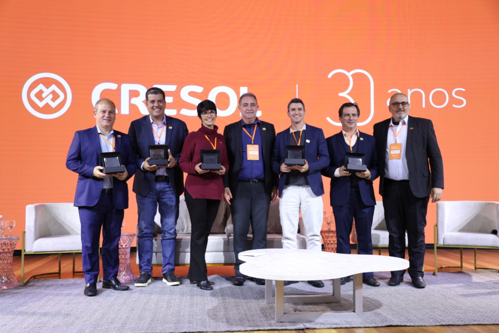 Cresol celebra 30 anos destacando o protagonismo do cooperativismo no país