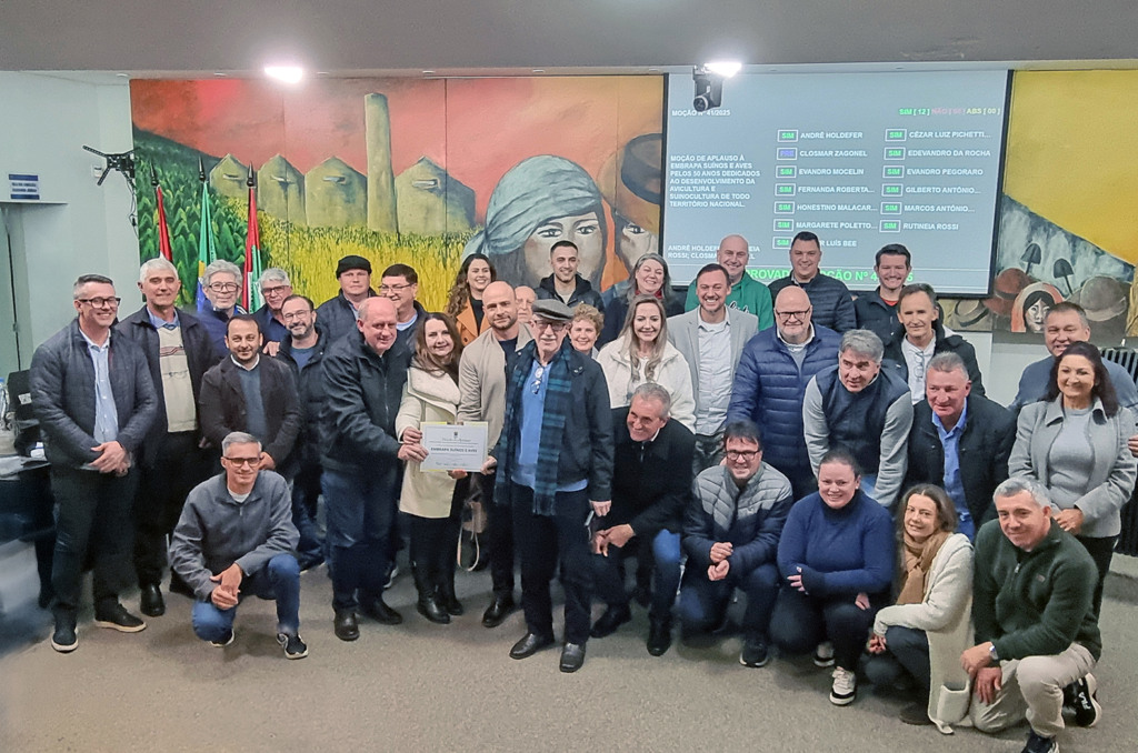 Embrapa Suínos e Aves é homenageada pela Câmara de Vereadores de Concórdia (SC)