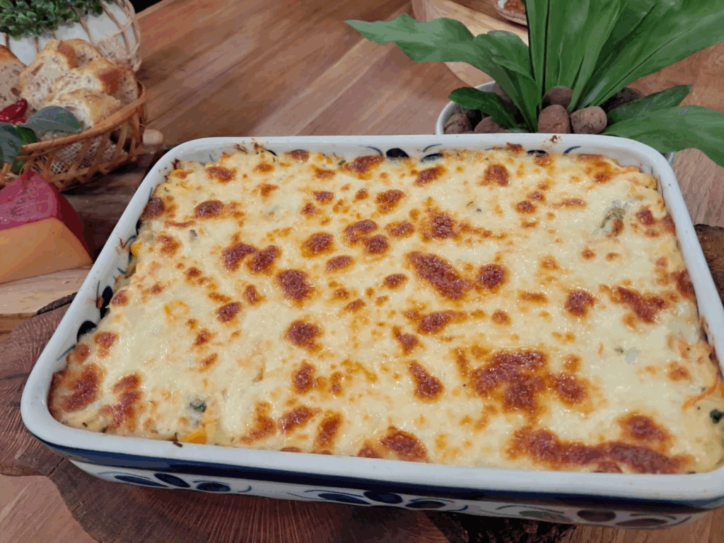 Salpicão é delicioso! Confira essa receita de salpicão de forno gratinado