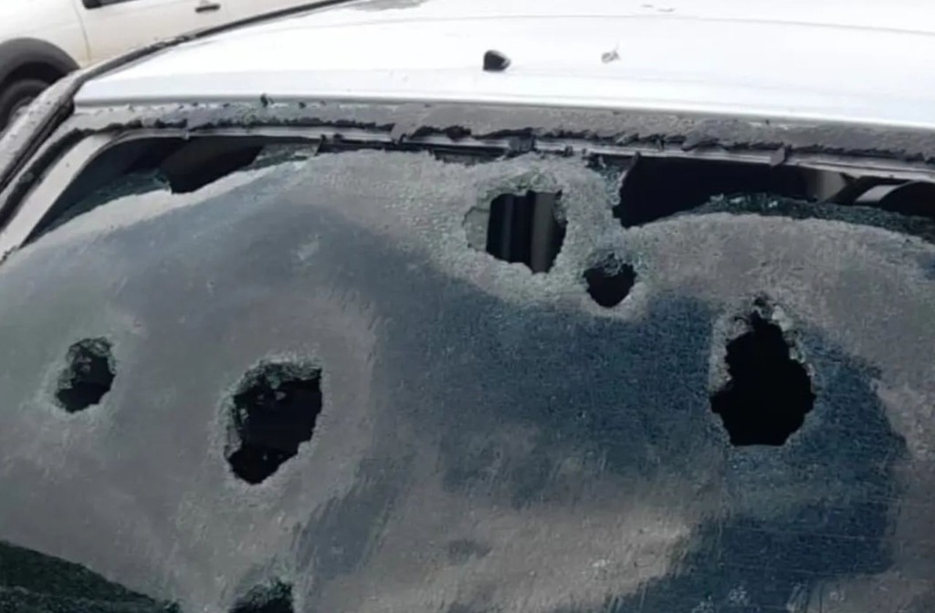 Tempestade de granizo causa destruição em Erechim (RS) e deixa mais de 150 feridos