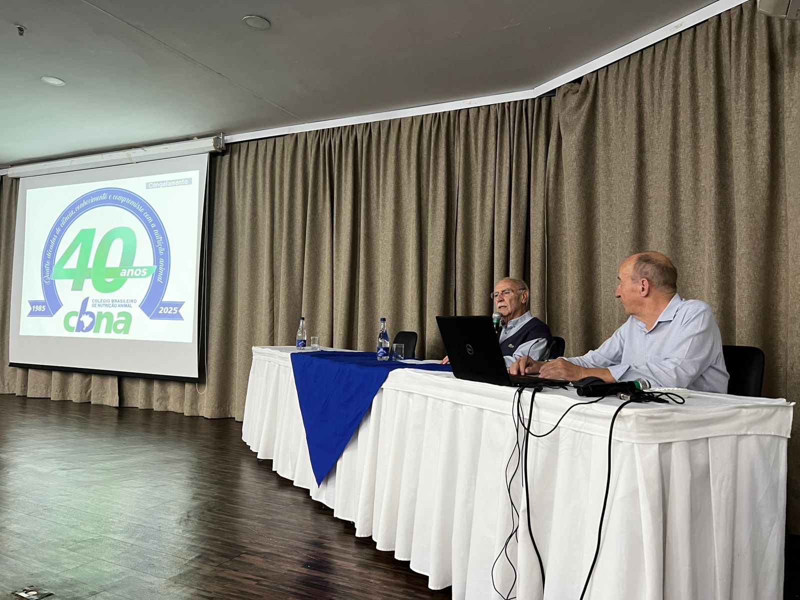 CBNA celebra 40 anos com homenagens, retrospectiva histórica e projeções para o futuro da nutrição animal CBNA celebra 40 anos com homenagens, retrospectiva histórica e projeções para o futuro da nutrição animal