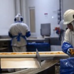 Trump quer flexibilizar abate de carne nos EUA para combater monopólio de frigoríficos