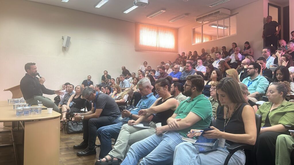 Paraná integra 324 novos servidores ao Sistema Estadual de Agricultura e reforça atuação técnica no agronegócio