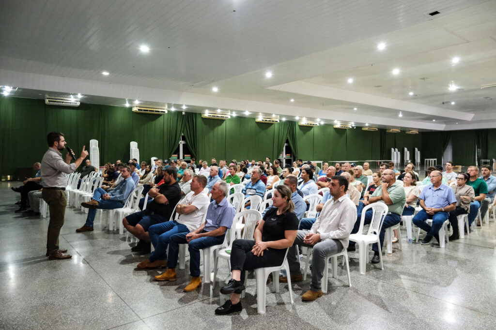 C.Vale intensifica diálogo com integrados e apresenta investimentos em produção animal