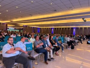 Consumo de ovos, mercado de grãos e influenza aviária marcam o primeiro dia do Congresso APA 2026