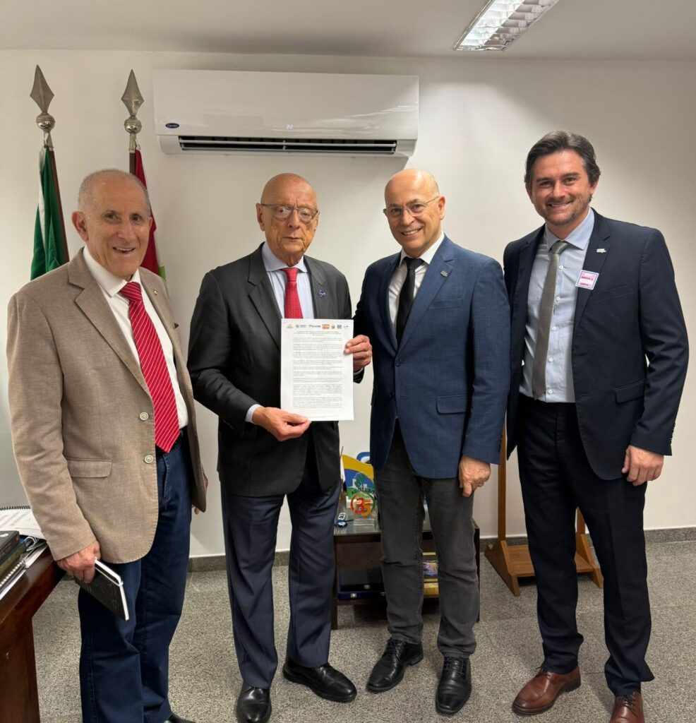 Setor produtivo de Santa Catarina entrega manifesto e defende modernização responsável da jornada de trabalho