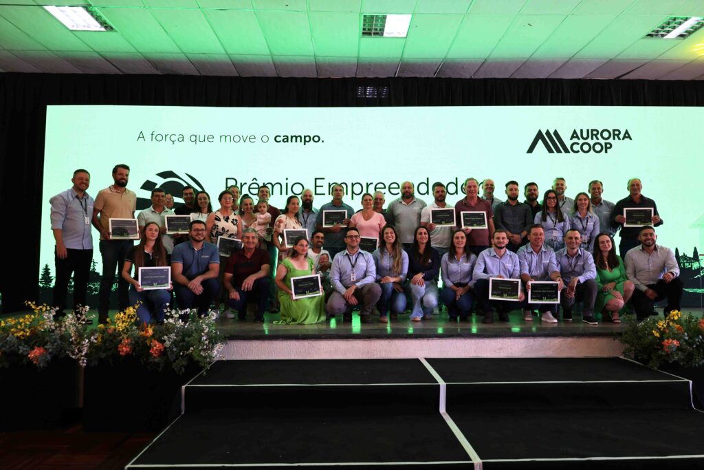 Aurora Coop premia produtores e técnicos destaque em produtividade no agro brasileiro
