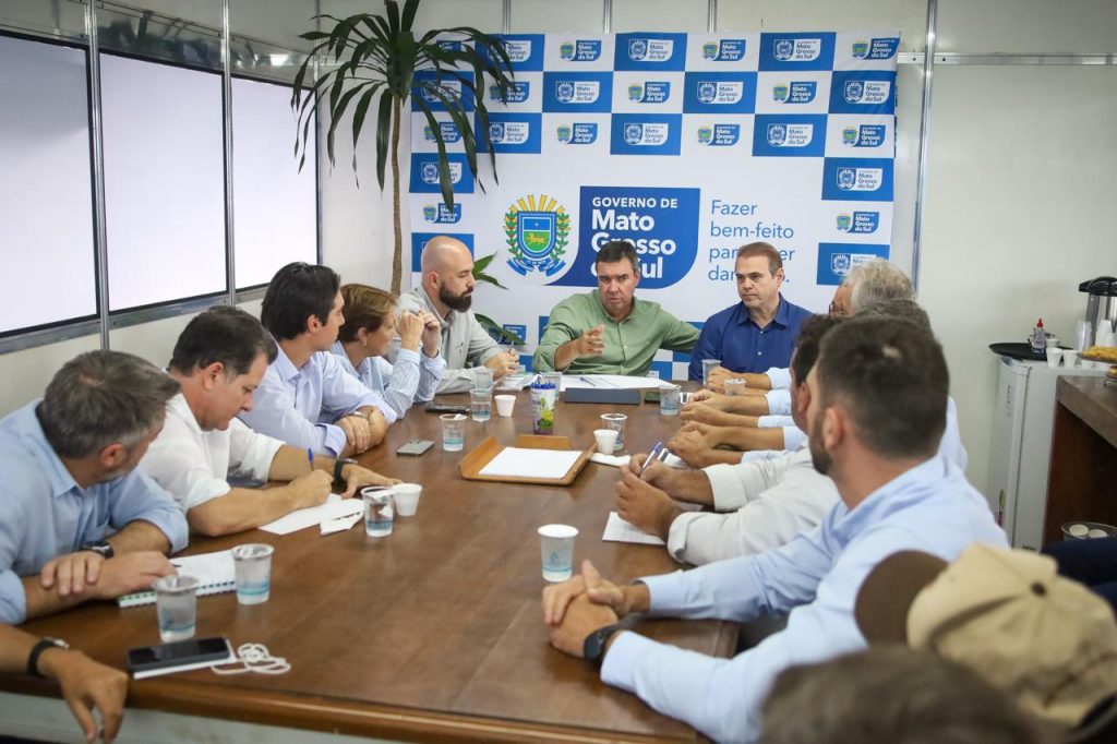 Diálogo entre setor público e privado impulsiona cadeias produtivas de suínos, aves e peixes em MS