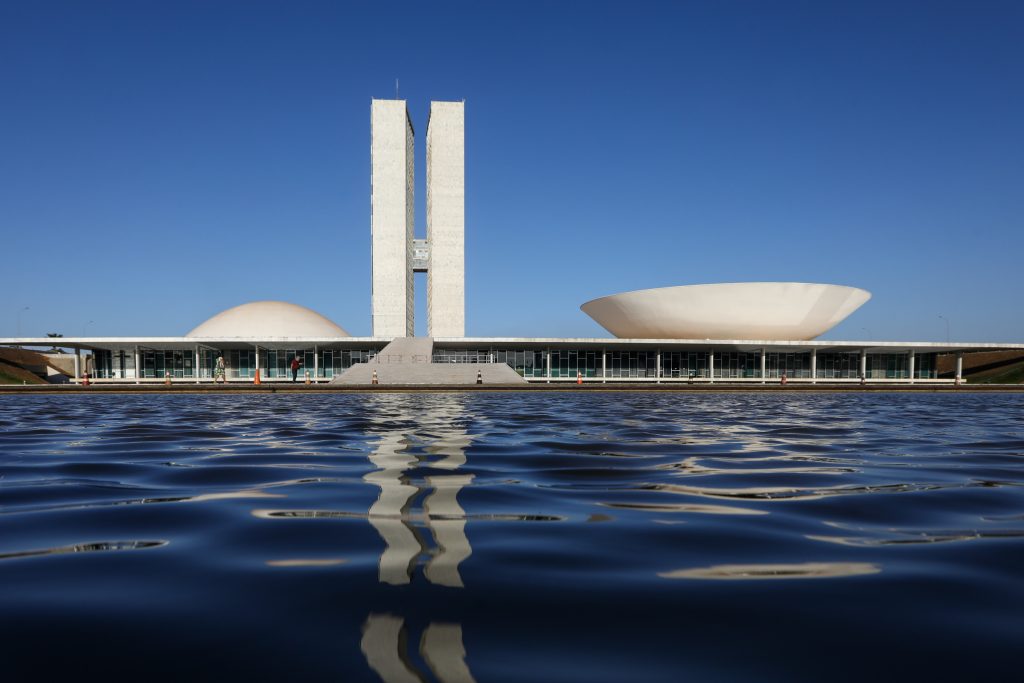 Projeto de renegociação de dívidas rurais é aprovado por comissão do Senado