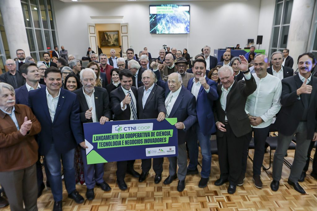 Paraná lança cooperativa para aproximar ciência e mercado