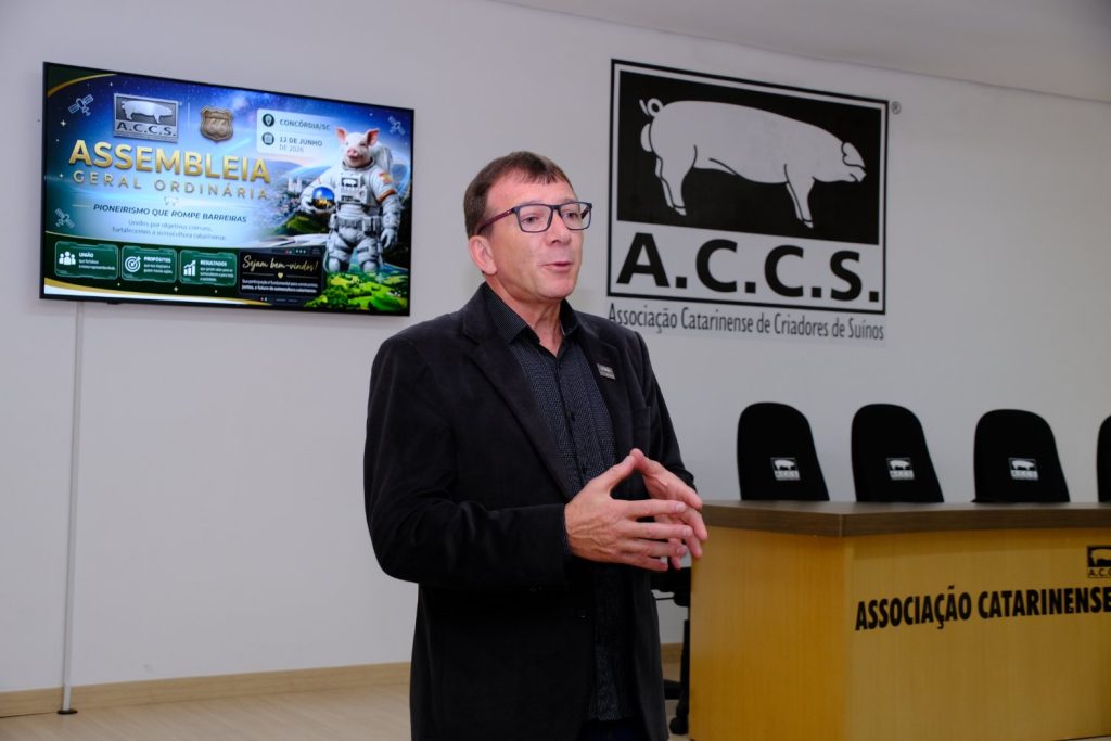 Prestação de contas e cenário do setor marcam assembleia da suinocultura catarinense
