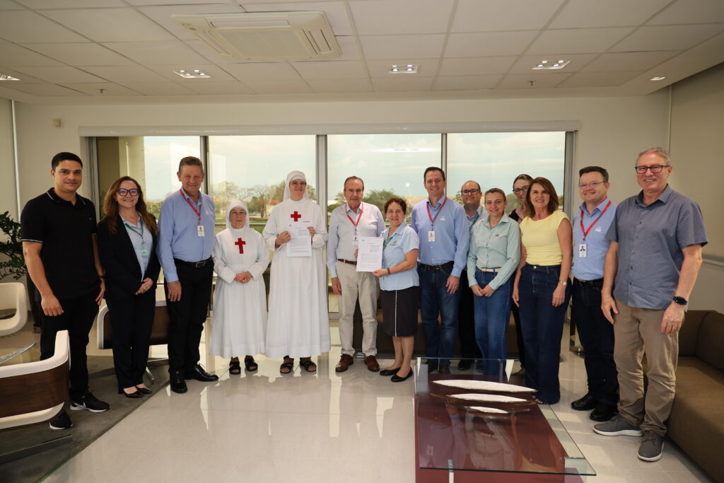 Lar Cooperativa destina mais de R$ 500 mil para modernização de hospitais no Oeste do Paraná Lar Cooperativa destina mais de R$ 500 mil para modernização de hospitais no Oeste do Paraná