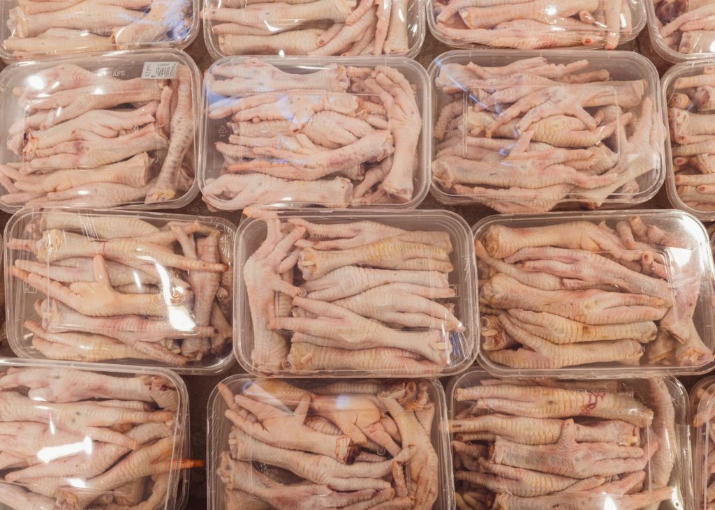 Dália Alimentos é habilitada para exportar carne de frango à China