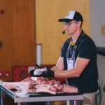 Carne Premium, congresso e entrevistas marcam o segundo dia da AveSui 2026