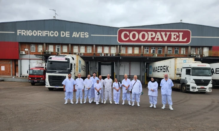 Coopavel recebe aval do Iraque e se torna fornecedora preferencial de carne de frango